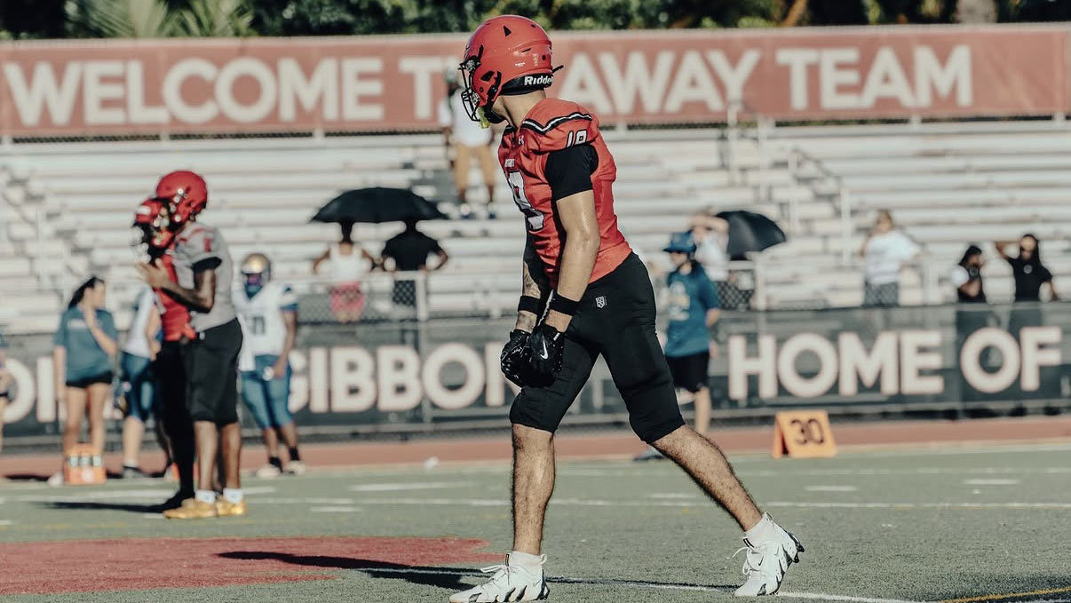  Monarch’s Wide Receiver Chris Cortinas Commits to Charlotte Ahead of Senior Season